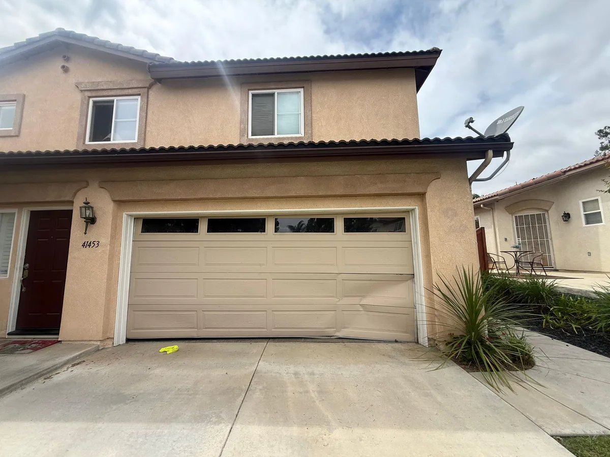 Broken Garage Door in San Diego? What to Do and How to Fix It