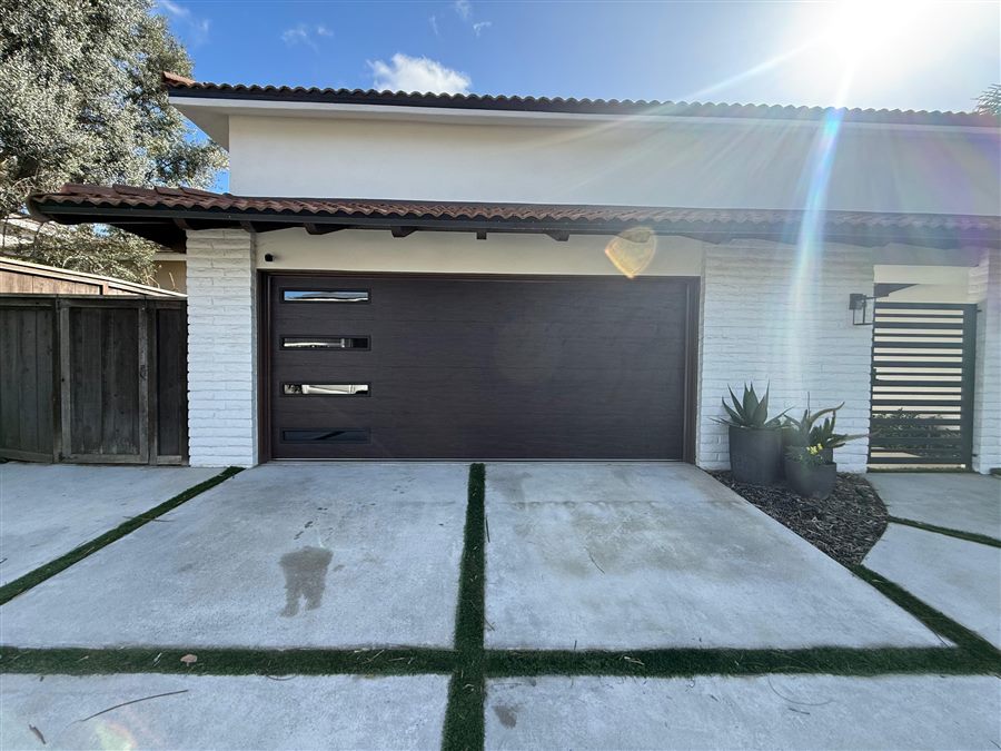 New modern garage door installed by Noah Garage Doors in San Diego